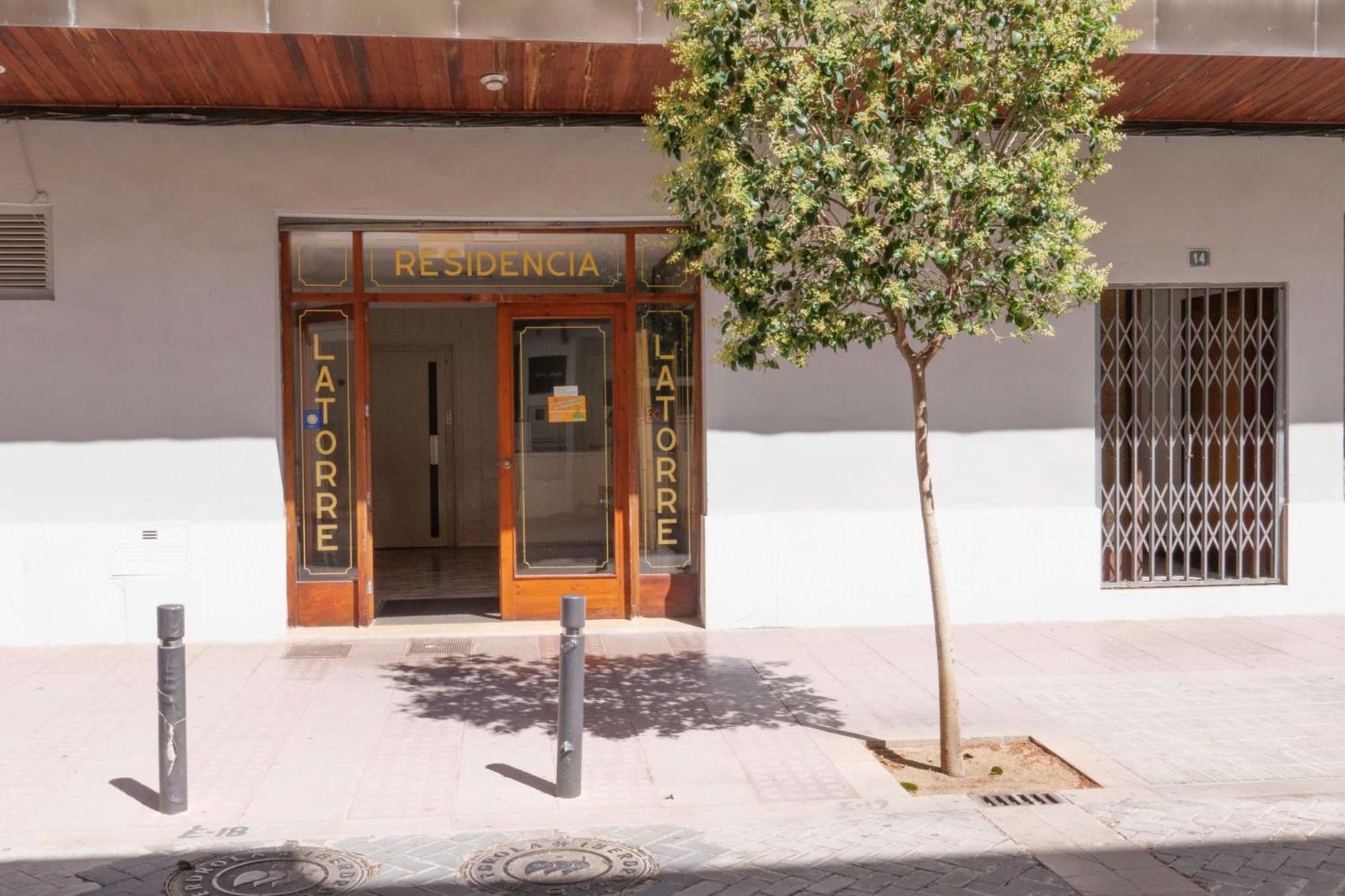 Benicàssim Hostal La Torre מראה חיצוני תמונה